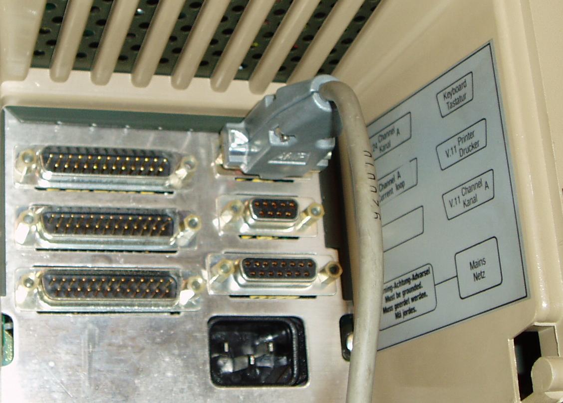 Connectors on a ND 320 (Tandberg) terminal